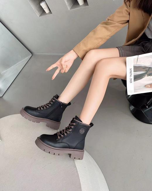 新品女士加绒细带厚底马丁靴798B35529 商品图8