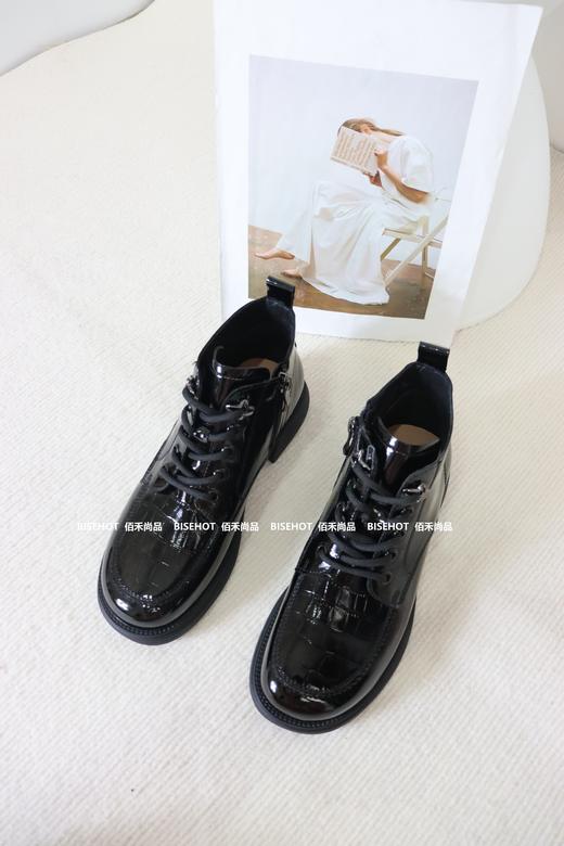 新品女士加绒漆皮平跟矮靴963B35568（W） 商品图0