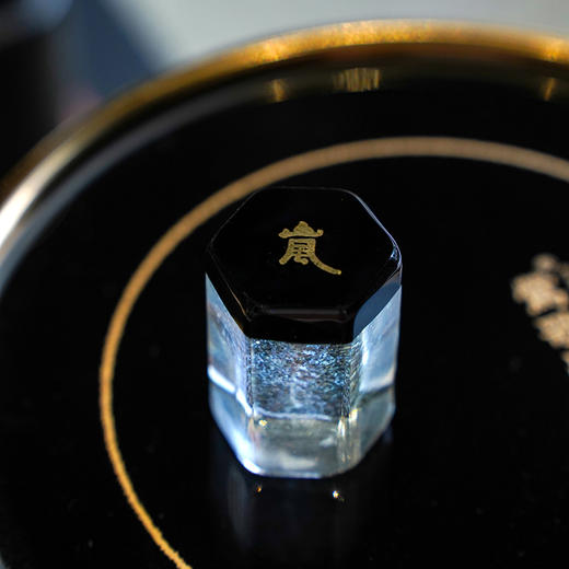 岚工坊六方晶面星空盖置 定制款耐热玻璃高端盖碗茶具配件高档手工摆件盖托 商品图4