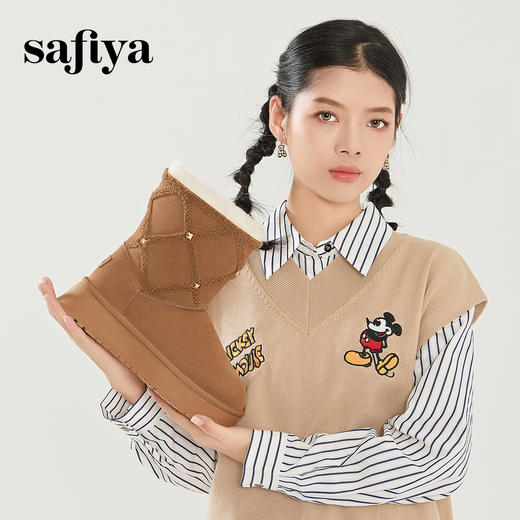 Safiya/索菲娅2023冬季潮酷铆钉厚底街头中筒加绒保暖雪地靴 SF3411A119 商品图1