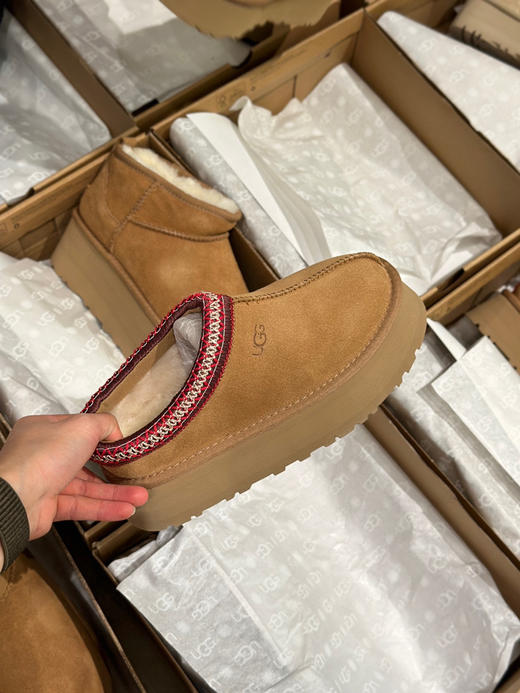 发货实拍
199🉐️
厚底民族风栗色 商品图1