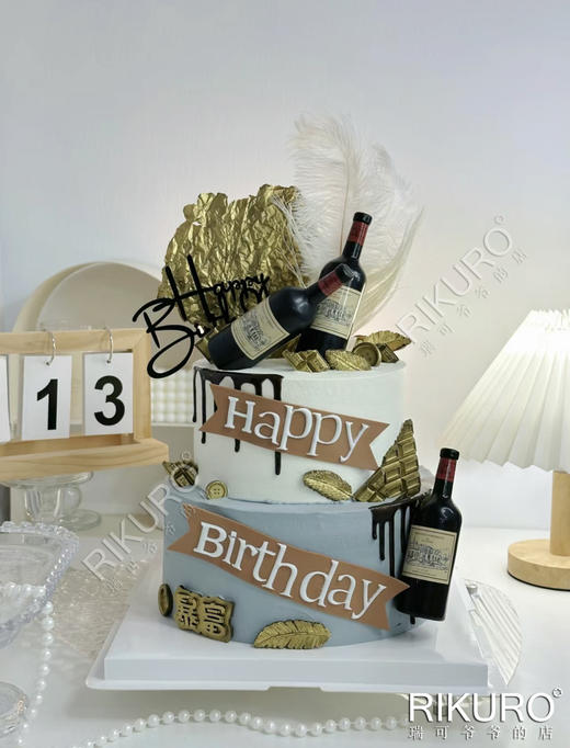 【发财暴富】翻糖装饰鲜果蛋糕 商品图0