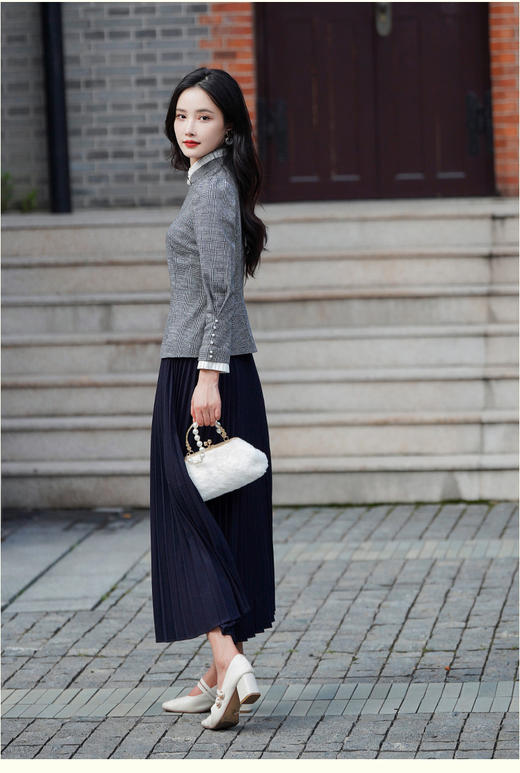 逸红颜明月优选#『虹鸢/祥雲』冬季优雅穿搭秘籍，弹力针织毛呢百褶裙 商品图12