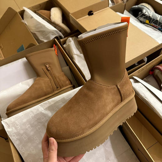 发货实拍📦
320🉐️
铅笔靴 /最近的热门款 商品图3