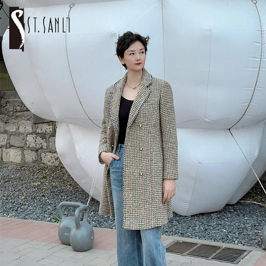 圣三利女装  气质优雅粗纺翻领珍珠扣大衣SL121D23 商品图0