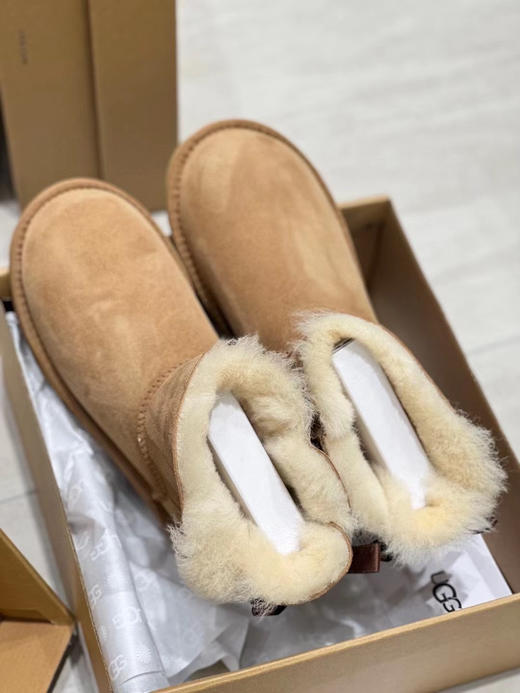 发货实拍📦
199🉐️
Ugg单丝带 栗色实拍 商品图1