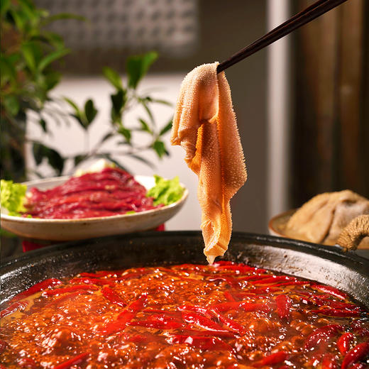 『四川火锅底料』还原堂食味道的火锅料，全手工炒制醇香牛油，配方更健康，少油多料，麻辣鲜香 商品图4