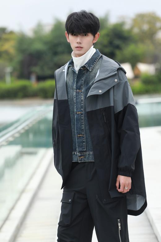 S335875134拼接休闲风衣 商品图6
