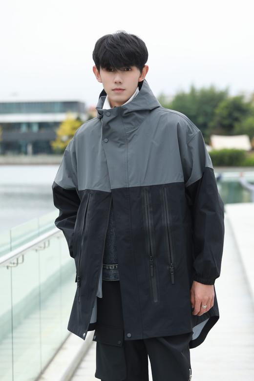 S335875134拼接休闲风衣 商品图10