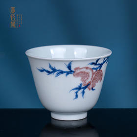 青花釉里红鸟语果香杯