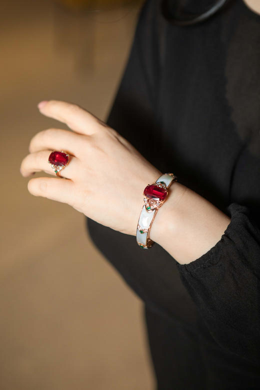 【鸿福】卢比莱手镯     CB12302089 商品图6