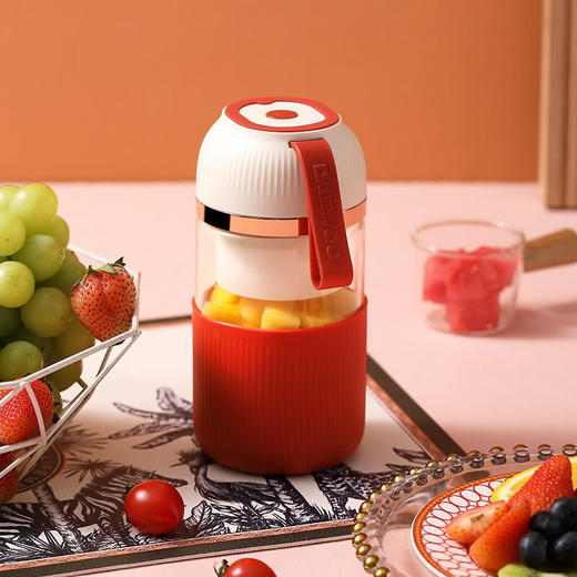 大宇（DAEWOO）便携式果汁机小型多功能果汁随行杯DYGZ-0301 商品图0