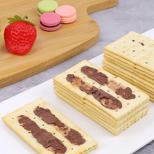 泰国珍珍夹心苏打饼巧克力味360g 商品图2