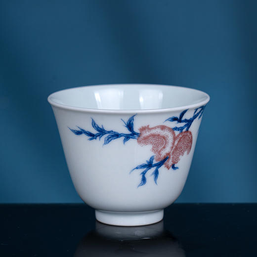 青花釉里红鸟语果香杯 商品图1