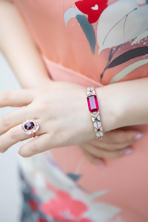 【挚爱】卢比莱手环 CB12303015 商品图6