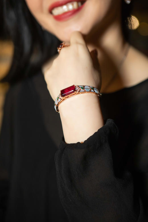 【挚爱】卢比莱手环 CB12303015 商品图7