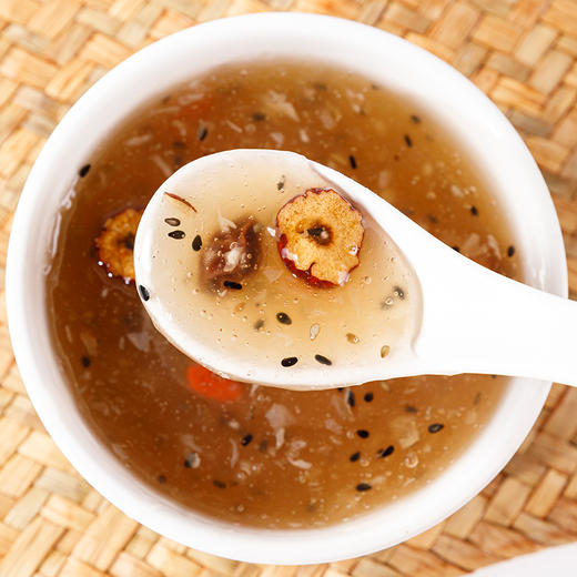 【燕窝红枣坚果银耳羹】清香怡人，细腻爽滑，自然本味，更安心 商品图0