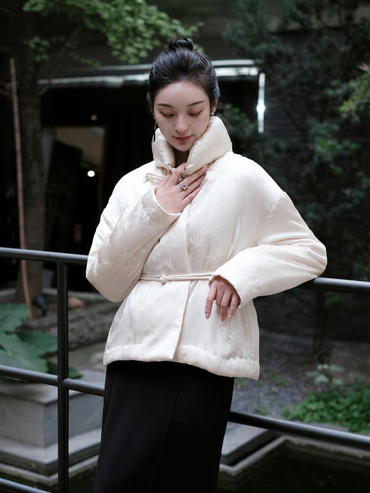 微瑕秒杀| 盛唐牡丹|竹子纹真丝提花立领夹棉外套-香槟色[特价品](特殊商品不退不换) 商品图0