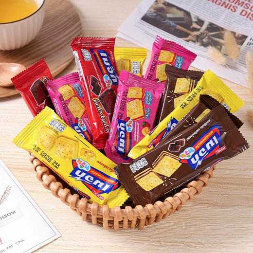 泰国珍珍夹心苏打饼巧克力味360g 商品图5