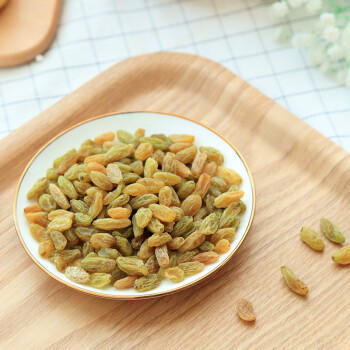 三只松鼠无核白葡萄干120g/袋 蜜饯果干休闲零食新疆特产提子干 /食品饮料 /休闲食品 /蜜饯果干 商品图3