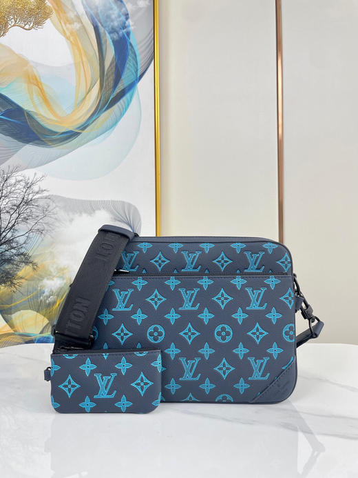 秋冬特惠💰980 原单LV M46604 尺寸：25×18.5×7cm TRIO 全皮邮差包 商品图0