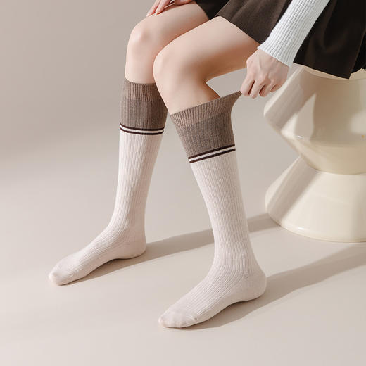 【羊毛混纺中筒袜】潮流拼色羊毛袜加厚秋冬款 显瘦双色杠条袜美拉德中筒袜小腿袜 商品图2