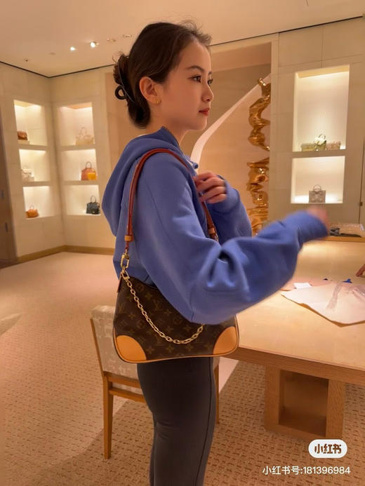 Lv牛角包 商品图0