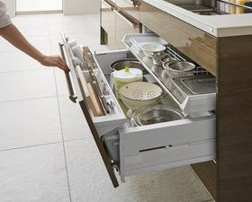 日本进口水槽下柜轻松抽踢脚抽900轻松抽调理台用柜体LIXIL骊住倾斜40°