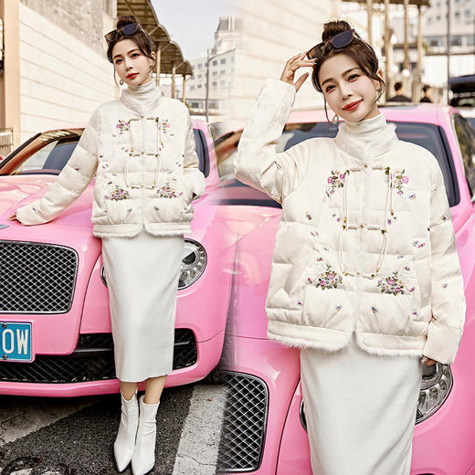 冬季新款，盘扣刺绣羽绒服女拼接真毛羽绒服外套HR-YQH9939 商品图0