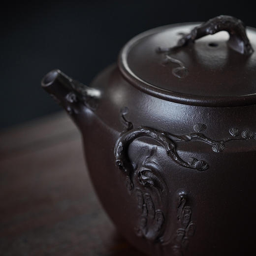 龙德堂陶艺 徐飞制 《遒劲》原矿紫泥 270cc 库存请咨询客服 商品图4