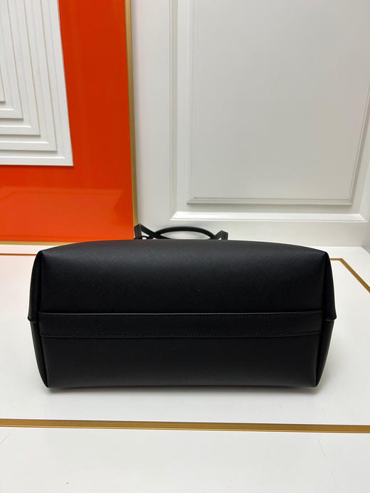 秋冬特惠💰680 普拉达新款购物袋8622 十字纹牛皮165代工码 商品图6