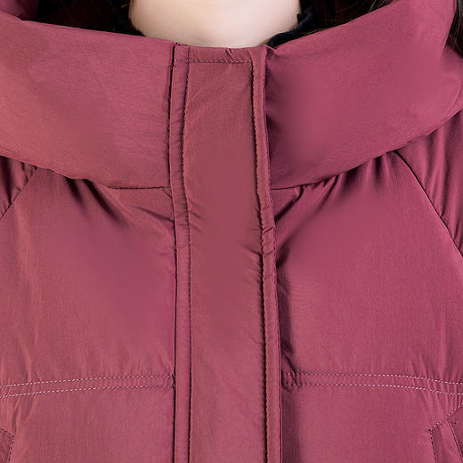 QYMKED-53910-Y 时尚保暖羽绒服宽松休闲女装短款羽绒服2023年冬季新款加厚羽绒服 商品图3