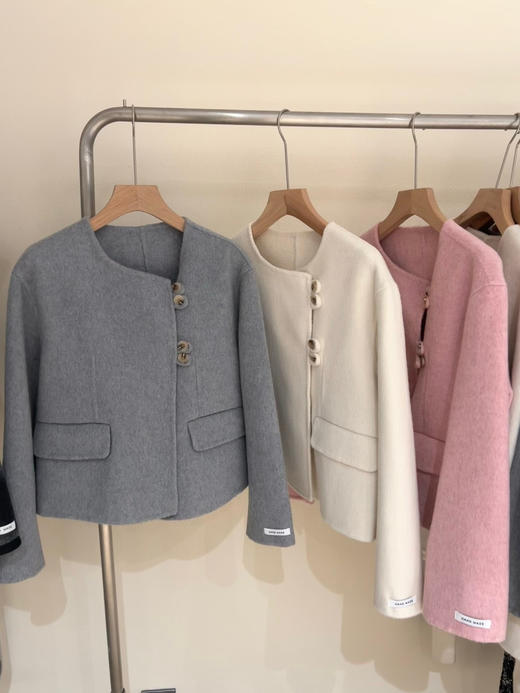 盘扣羊毛大衣 商品图11