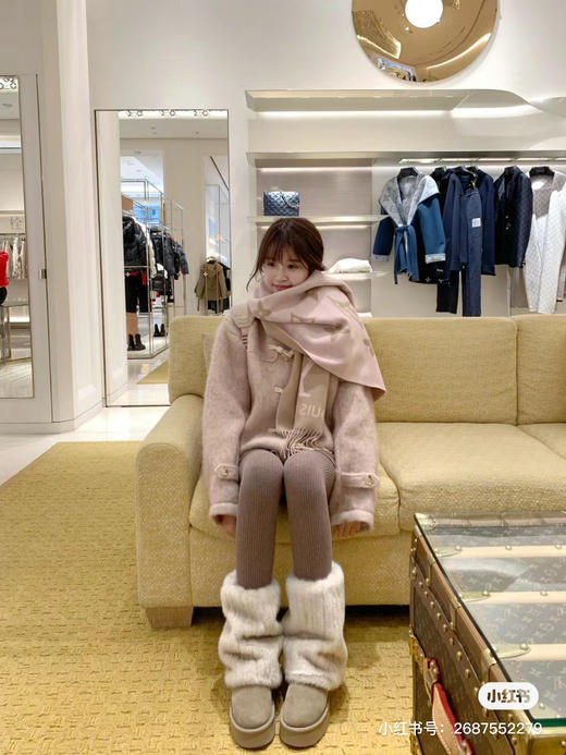 Lv羊绒围巾新款配色-驼粉色 商品图3