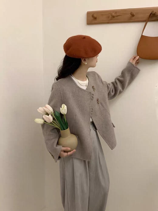 盘扣羊毛大衣 商品图10
