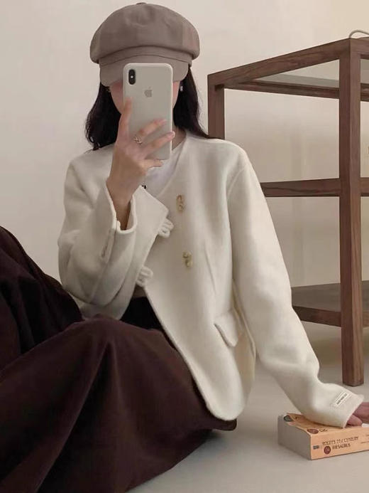 盘扣羊毛大衣 商品图3