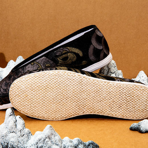 内联升男鞋手工单鞋千层底鱼跃龙门绣花小元口鞋8541A 商品图5