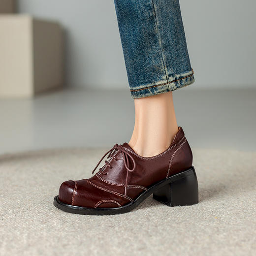 时尚个性，新款圆头真皮粗跟小皮鞋BE-b7126 商品图2