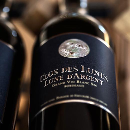 【品质礼】法国月亮酒庄银月干白葡萄酒 750ml +花故事老挝普洱金占芭熟茶357g礼盒 商品图6