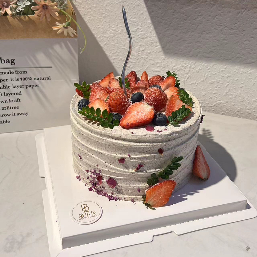 奥！草莓——水果生日蛋糕