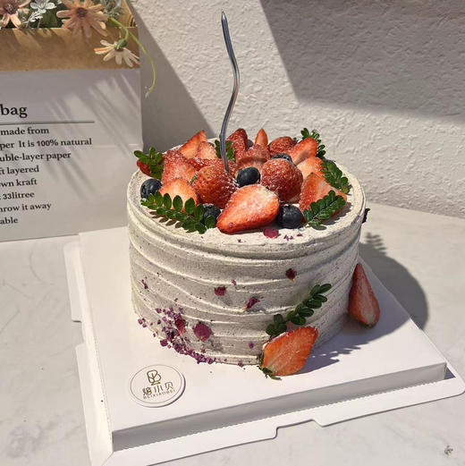 奥！草莓——水果生日蛋糕 商品图0