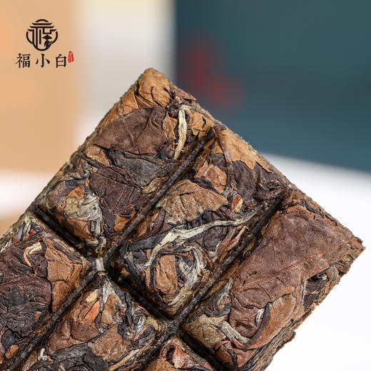福小白 福地福鼎白茶2015一级紧压老白茶小方片360g 商品图4