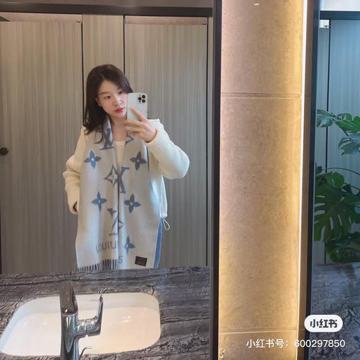Lv羊绒围巾-蓝灰色 商品图3