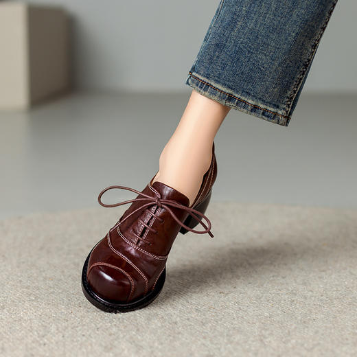 时尚个性，新款圆头真皮粗跟小皮鞋BE-b7126 商品图3