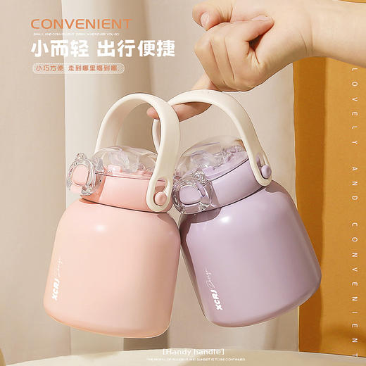 小茶日记布丁嘟嘟儿童保温杯便携手拎316不锈钢弹盖吸管大肚杯 商品图1