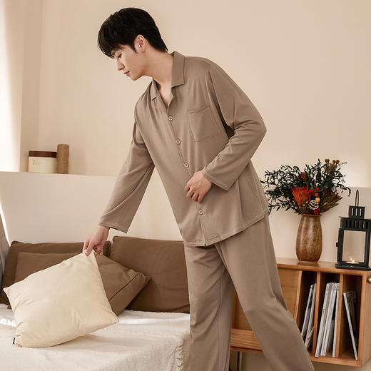 康妮雅男式长袖长裤开襟套装 商品图1