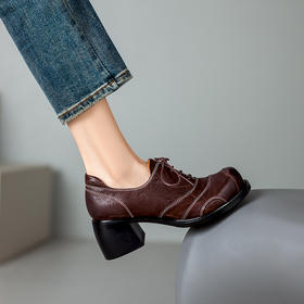 时尚个性，新款圆头真皮粗跟小皮鞋BE-b7126