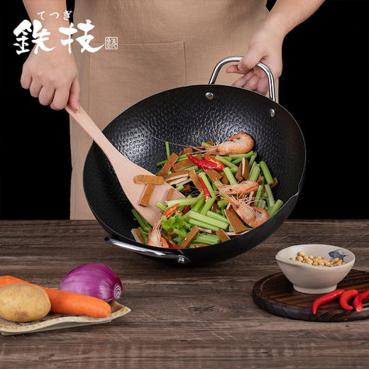 日本铁技铁双耳无涂层物理不粘饭店炒菜锅轻炒锅燃气灶煤气灶通用配木盖+木铲【需开锅】 商品图5