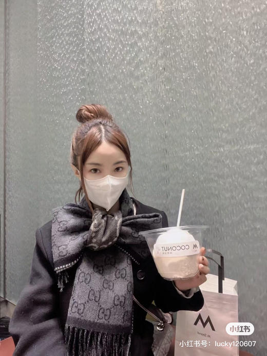 Gucci双面黑灰色围巾 商品图6