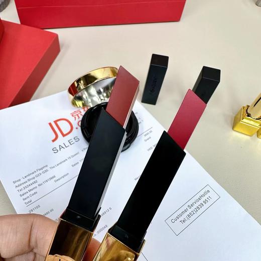 【铝管YSL小金条气垫四件套】红颜悦色礼盒 配手提袋圣诞新年款 送礼仪式感拉满，YSL浮雕LOGO礼盒也太会了YSL专柜版本小金条1# 28# 方管小样17# 黑皮革小样气垫 商品图5